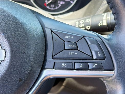 Used 2020 Nissan Sentra SV FWD image 52