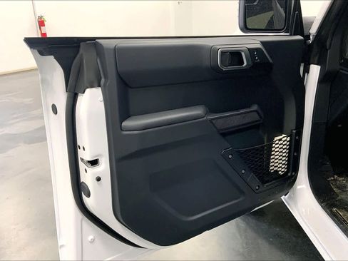 New 2025 Ford Bronco Base image 10