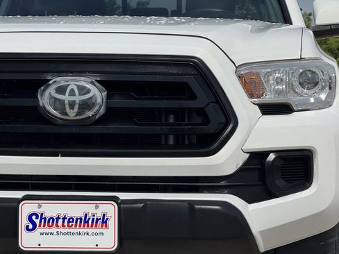 Used 2021 Toyota Tacoma SR w/ SR Convenience Package RWD image 8