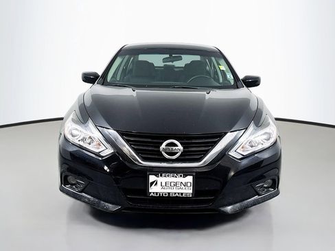 Used 2017 Nissan Altima 2.5 SV FWD image 2