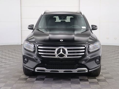Certified 2025 Mercedes-Benz GLB 250 4MATIC image 2
