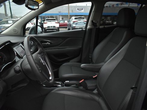 Used 2022 Buick Encore Preferred w/ Safety Package image 16