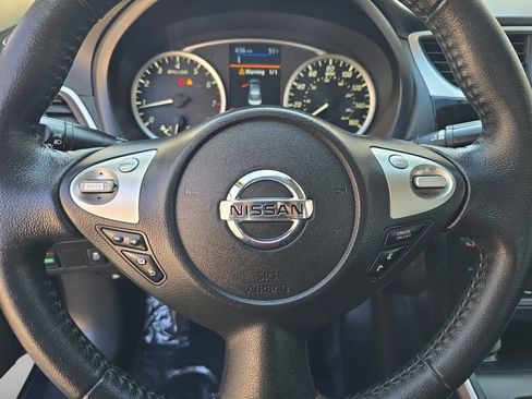 Used 2019 Nissan Sentra SV image 12