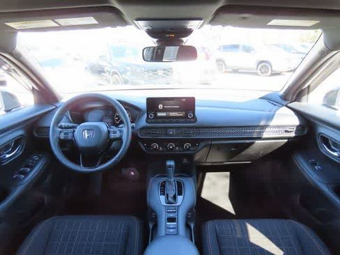 Certified 2024 Honda HR-V Sport image 18