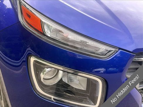Used 2021 Hyundai Venue SEL FWD image 20