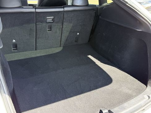 Used 2022 Tesla Model Y Long Range image 24