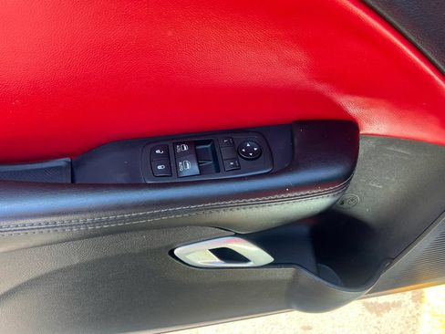 Used 2018 Dodge Challenger SXT RWD image 12