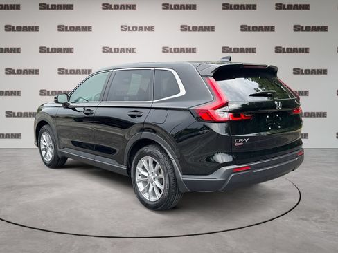 Used 2023 Honda CR-V EX image 3
