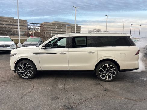New 2026 Lincoln Navigator L Black Label image 4