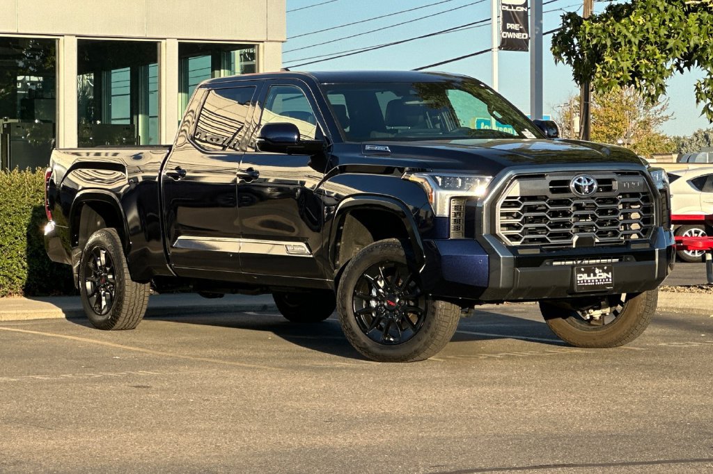 Used 2025 Toyota Tundra Platinum w/ TRD Off-Road Package AWD/4WD image 2