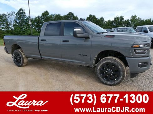 New 2026 RAM 2500 Big Horn AWD/4WD image 1