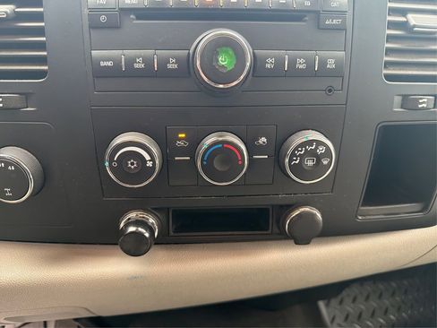 Used 2007 Chevrolet Silverado 1500 LT w/ Towing Package image 41