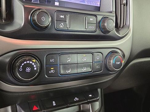 Used 2020 Chevrolet Colorado LT image 19