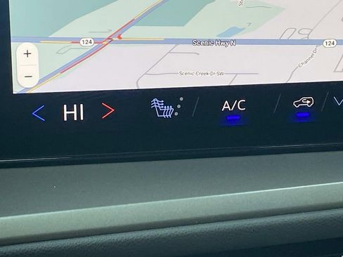 New 2026 Chevrolet Traverse LT w/ Driver Confidence Package image 22