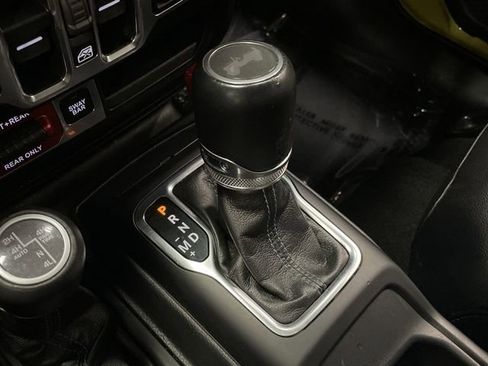 Used 2023 Jeep Wrangler Unlimited Rubicon 4xe image 19