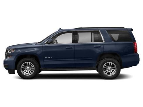 Used 2020 Chevrolet Tahoe LT w/ Luxury Package AWD/4WD image 2