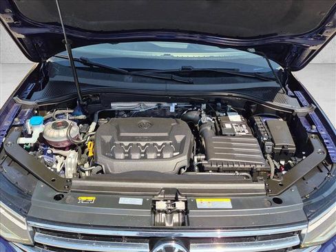 Used 2023 Volkswagen Tiguan SE FWD image 23