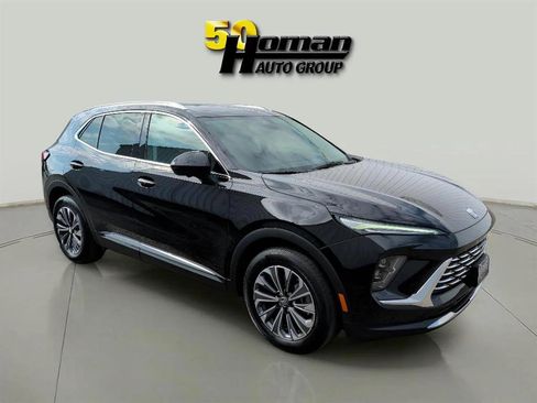 Used 2025 Buick Envision Preferred image 7