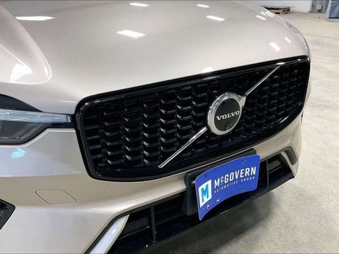 Used 2024 Volvo XC60 B5 Plus w/ Climate Package AWD/4WD image 33