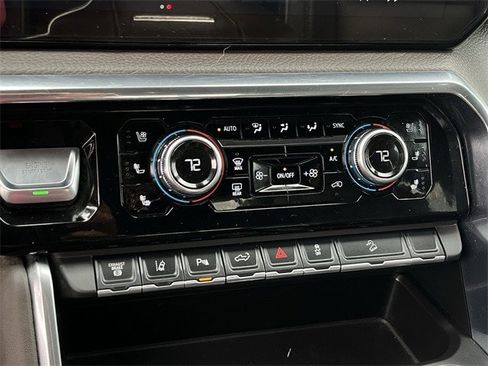 Used 2024 GMC Sierra 2500 Denali w/ Denali Reserve Package image 19