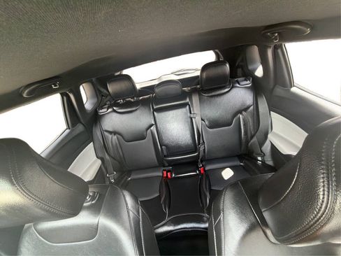 Used 2023 Jeep Compass Limited AWD/4WD image 13