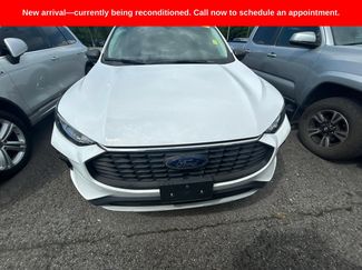 Used 2023 Ford Escape Active AWD/4WD video 1