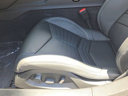 Used 2026 Chevrolet Corvette Stingray Preferred Cpe w/ Stealth Interior Trim Package RWD image 20