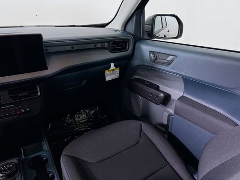 New 2025 Ford Maverick XL image 24