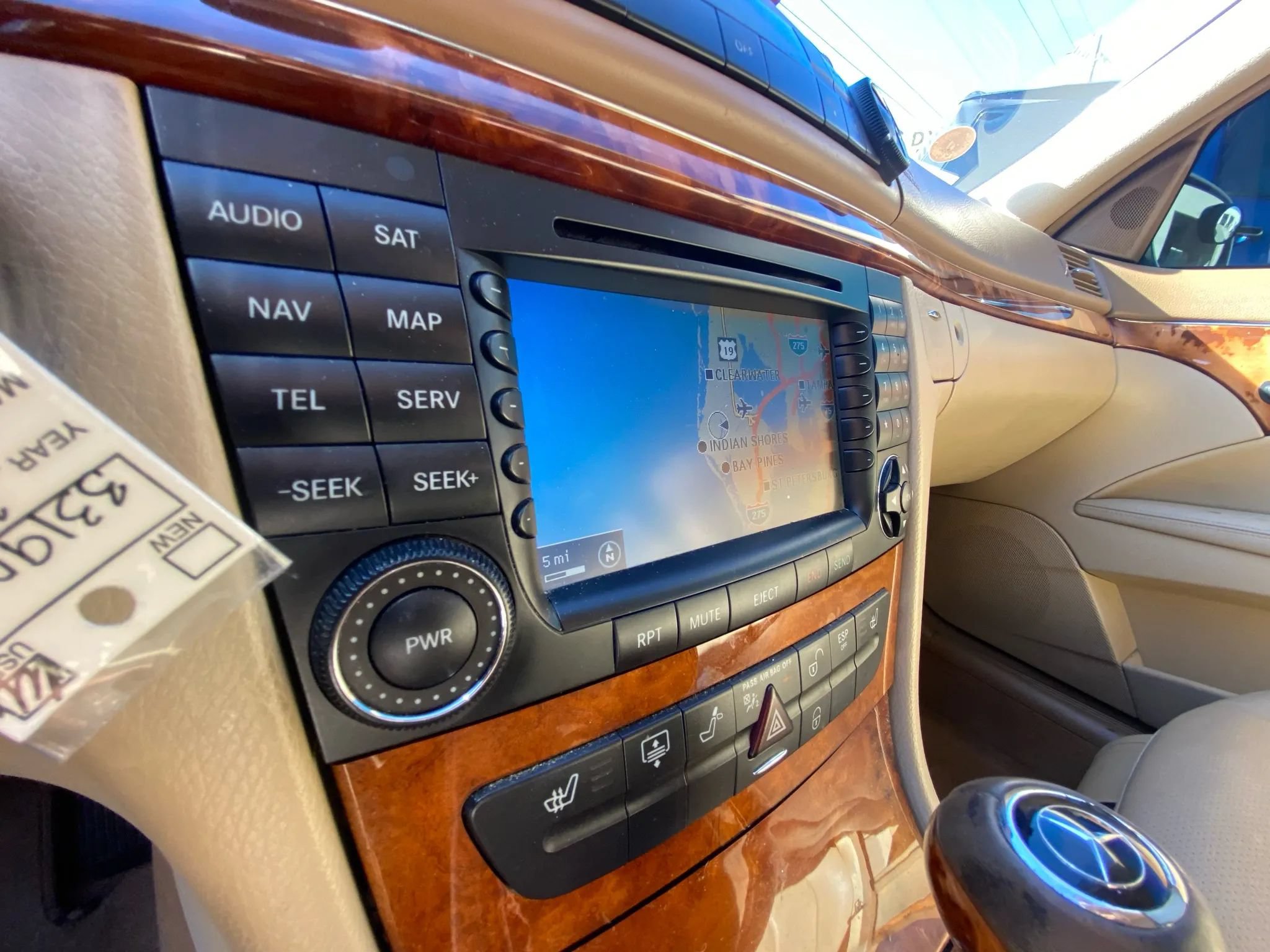Used 2008 Mercedes-Benz E 320 BlueTEC Sedan image 16