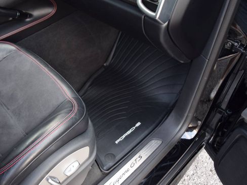 Used 2017 Porsche Cayenne GTS AWD/4WD image 85