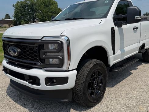 Used 2025 Ford F250 XL w/ STX Appearance Package AWD/4WD image 6
