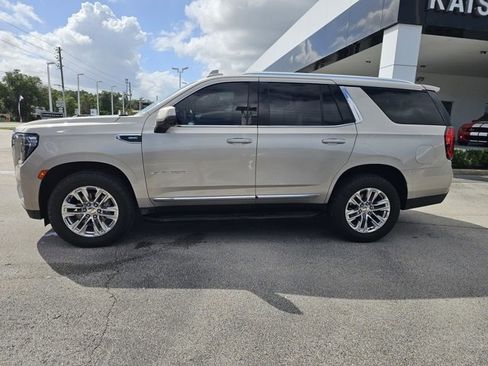 Certified 2022 GMC Yukon SLT w/ SLT Premium Package image 2