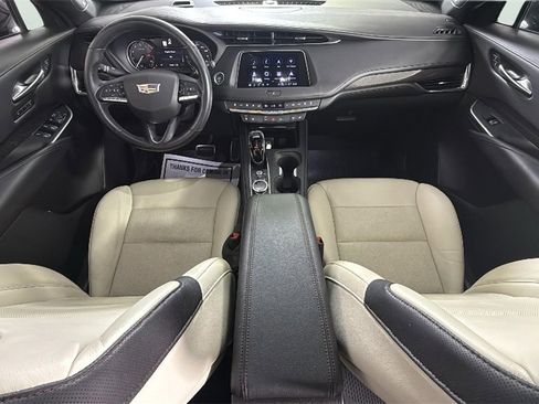 Used 2023 Cadillac XT4 Sport image 31
