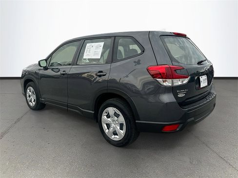 Used 2020 Subaru Forester w/ Popular Package #1 image 5