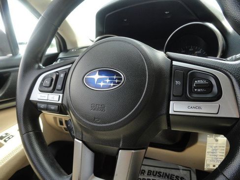 Used 2017 Subaru Outback 2.5i AWD/4WD image 24