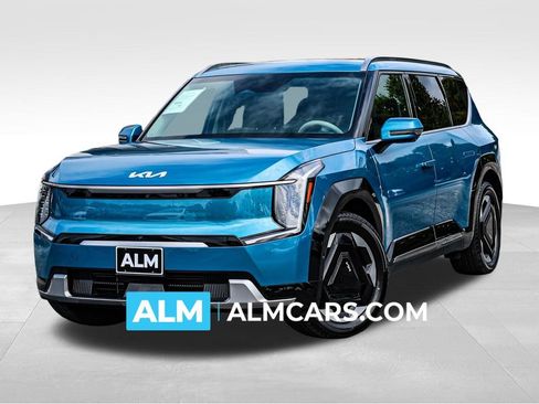 Used 2024 Kia EV9 Land AWD/4WD image 1