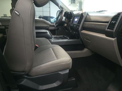 Used 2020 Ford F350 XLT w/ XLT Premium Package AWD/4WD image 11