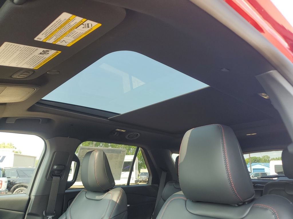 New 2026 Ford Explorer ST-Line w/ ST-Line Street Pack AWD/4WD image 18