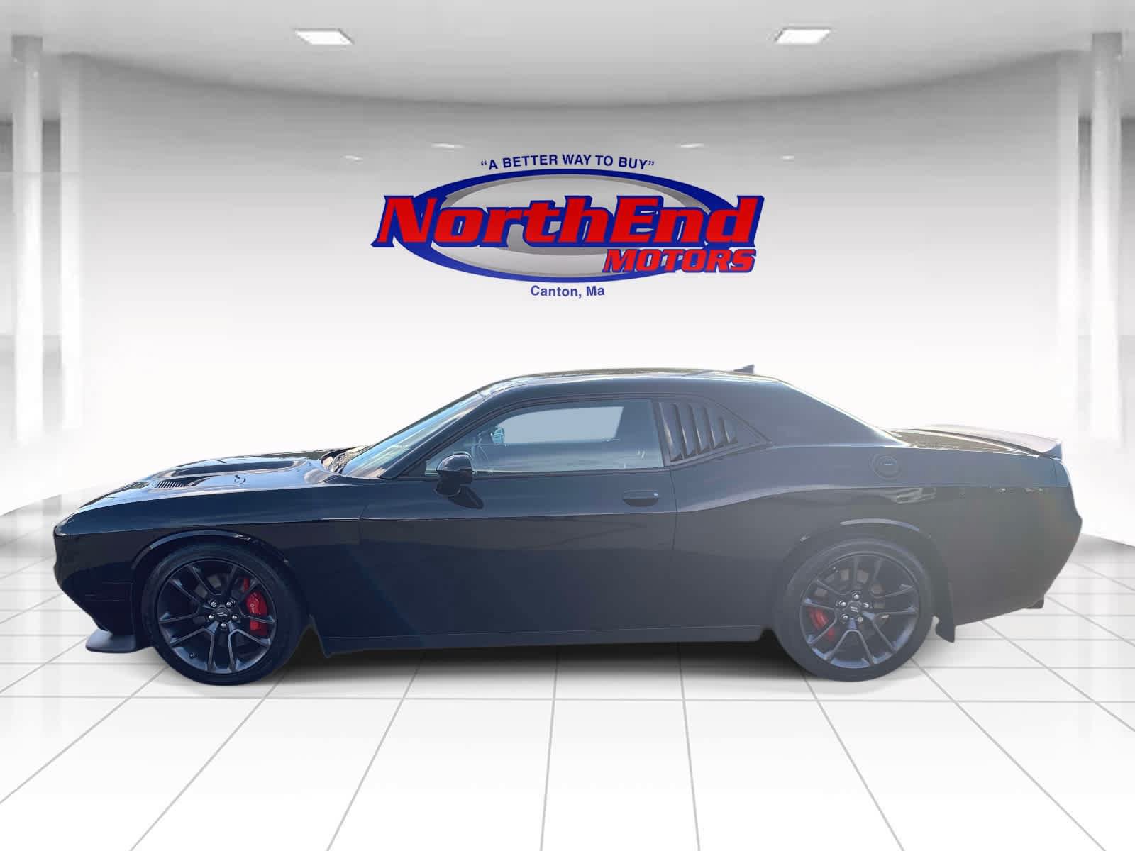 Used 2021 Dodge Challenger R/T Scat Pack RWD image 4