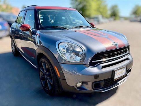Used 2016 MINI Cooper Countryman S w/ Mini Park Lane Edition AWD/4WD image 2
