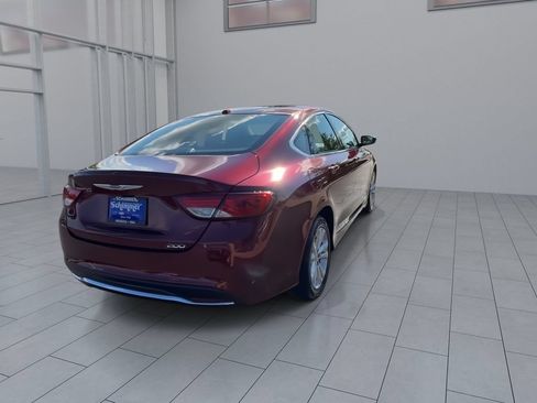 Used 2016 Chrysler 200 Limited w/ Convenience Group FWD image 8