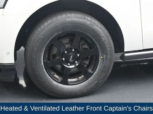 Used 2021 Ford Expedition Limited AWD/4WD image 15