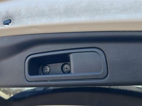 Used 2019 Honda Pilot LX image 38