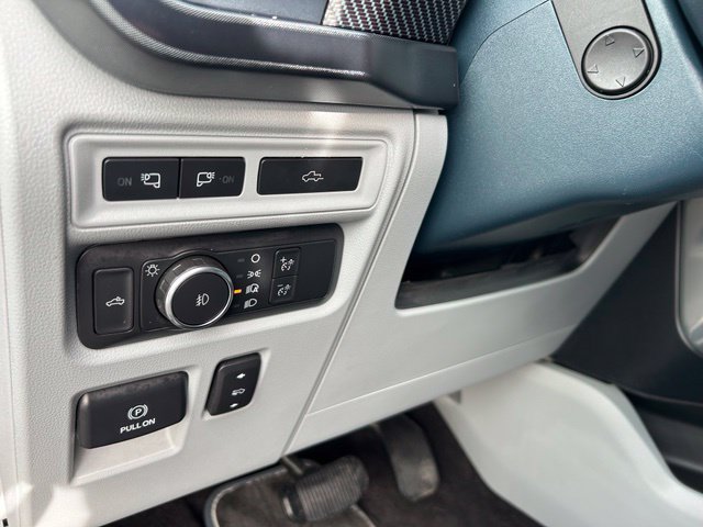 Used 2022 Ford F150 Limited AWD/4WD image 27