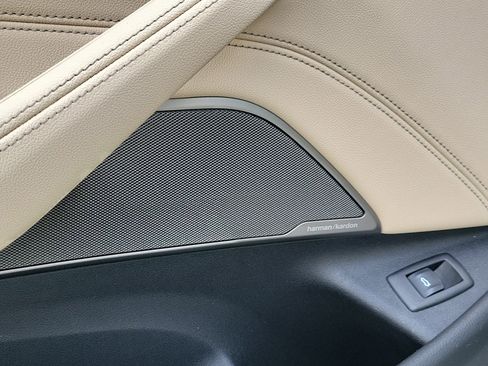 Used 2022 BMW 540i 540i w/ Premium Package image 22