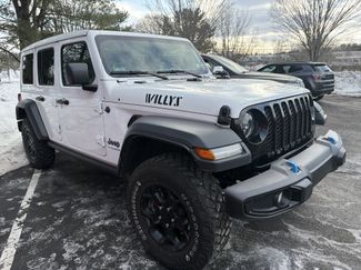 Used 2023 Jeep Wrangler Unlimited w/ Sun & Screen Package AWD/4WD video 1