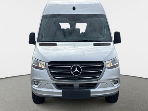 Used 2020 Mercedes-Benz Sprinter 2500 w/ Comfort Plus Package image 10