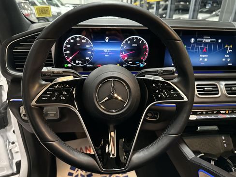 Certified 2025 Mercedes-Benz GLE 450 GLE 450 image 22