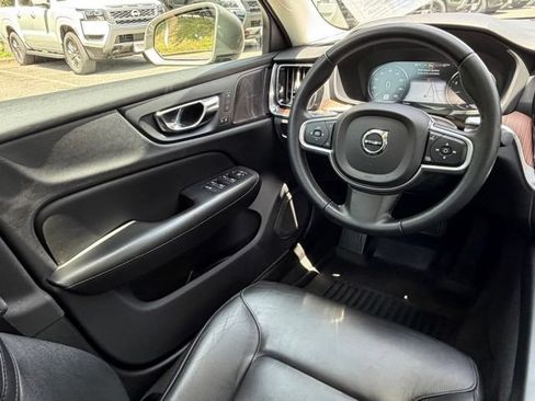 Used 2019 Volvo S60 T6 Momentum w/ Multimedia Package AWD/4WD image 43