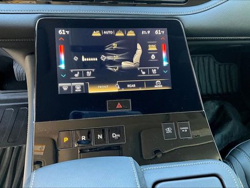 New 2025 INFINITI QX80 Sensory image 22